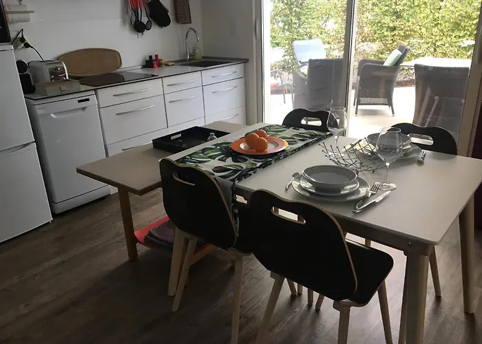 La Maison Des Herissons